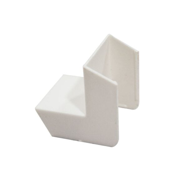 INTERNAL ANGLE TRUNKING FITTING